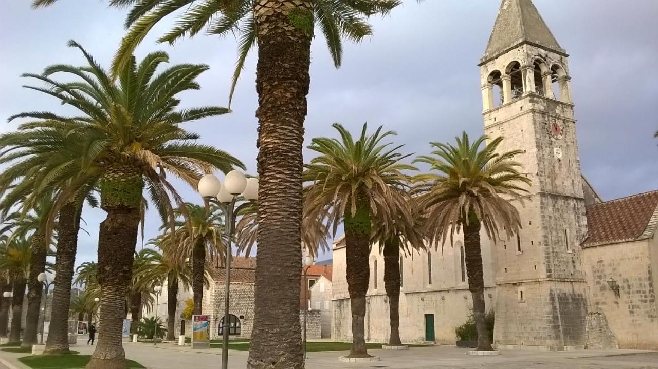Kiwi Leilighet Trogir Eksteriør bilde