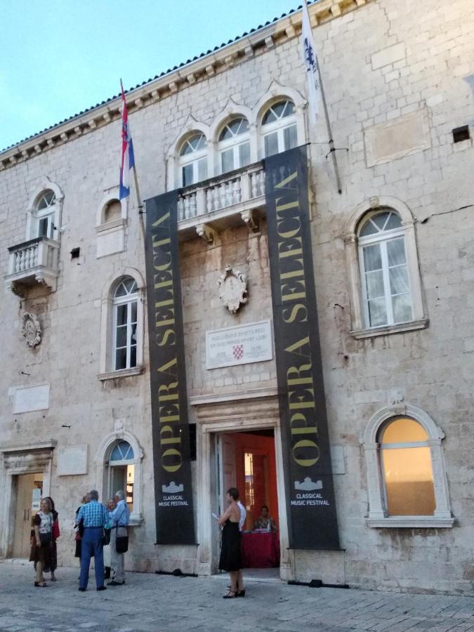 Kiwi Leilighet Trogir Eksteriør bilde